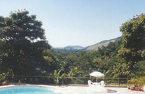 Listing 25piscina